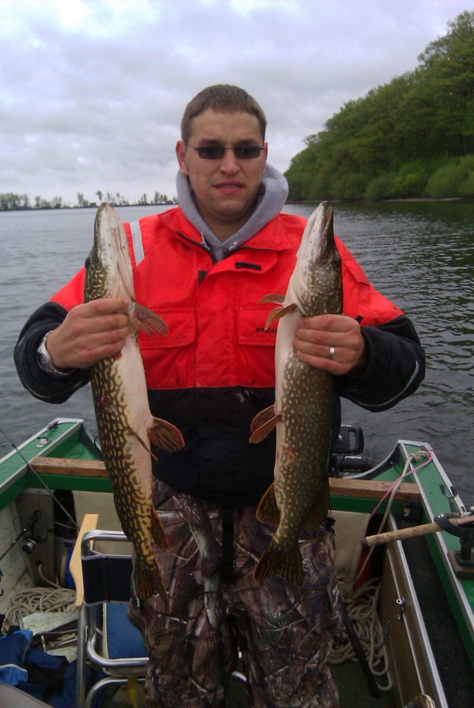 Jigging Early Summer Pike  Ontario Northern Pike Fishing